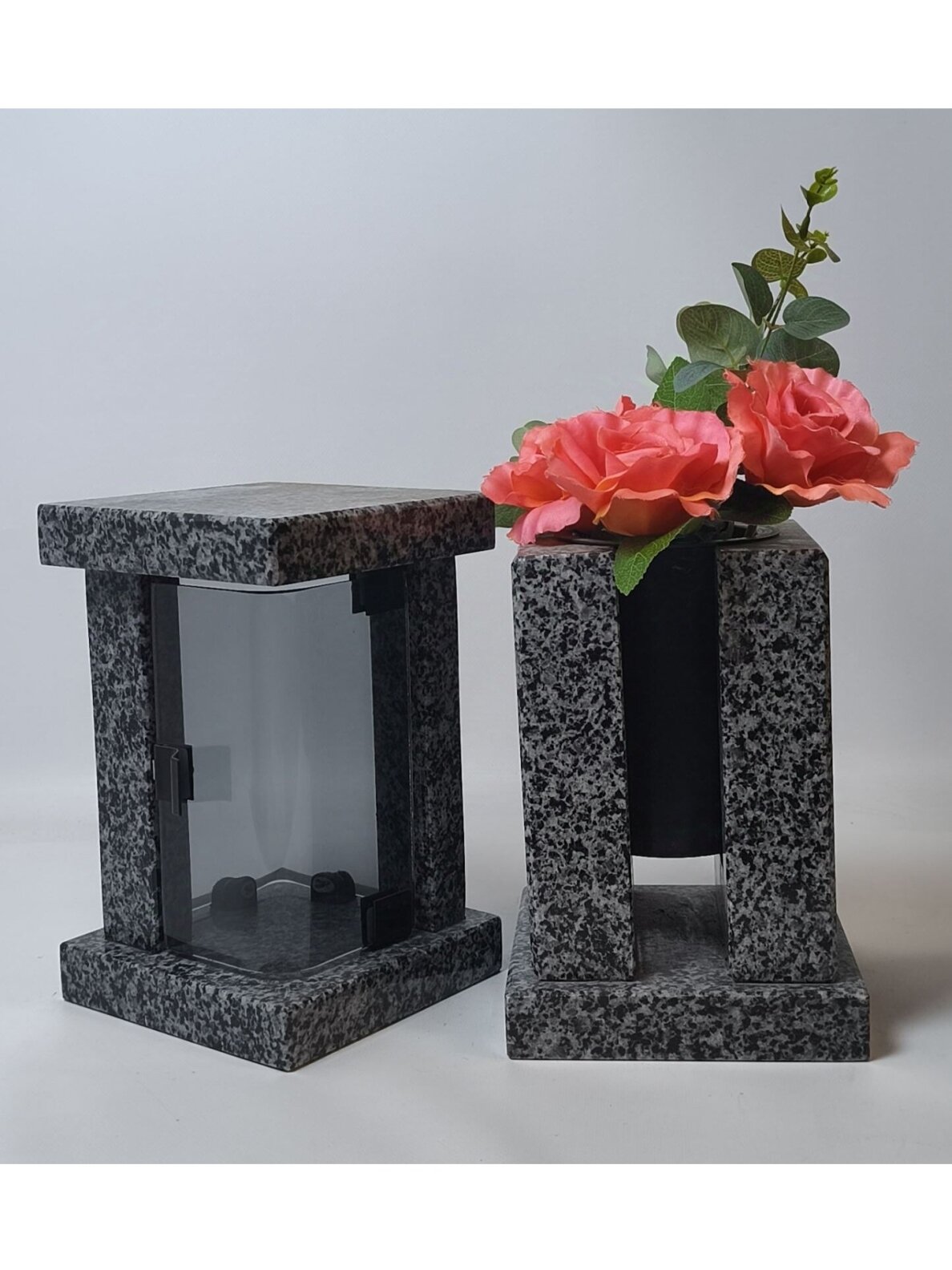 Granitas komplektas, žvakidė 26*16 cm, pilka Granitas komplektas, žvakidė 26*16 cm, pilka